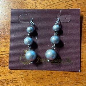 Never worn NWT Premier Designs fishhook matte silver beaded earrings.